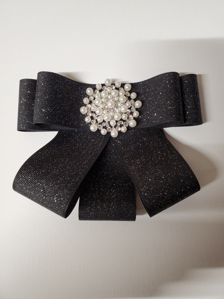 Pearl and glitter bow - black